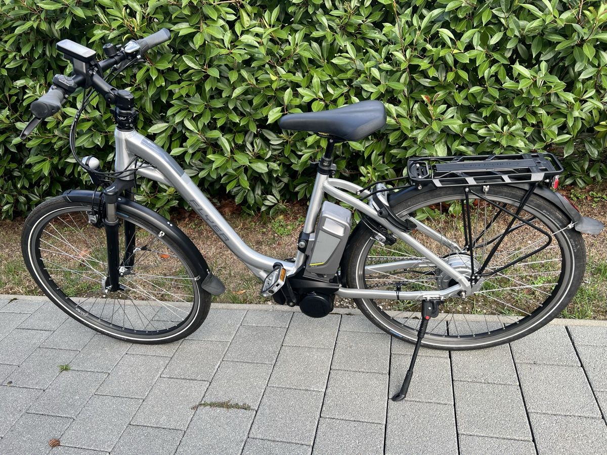 Flyer Vélos: Flyer e-Bike – D'occasion à Derendingen par AABB 1