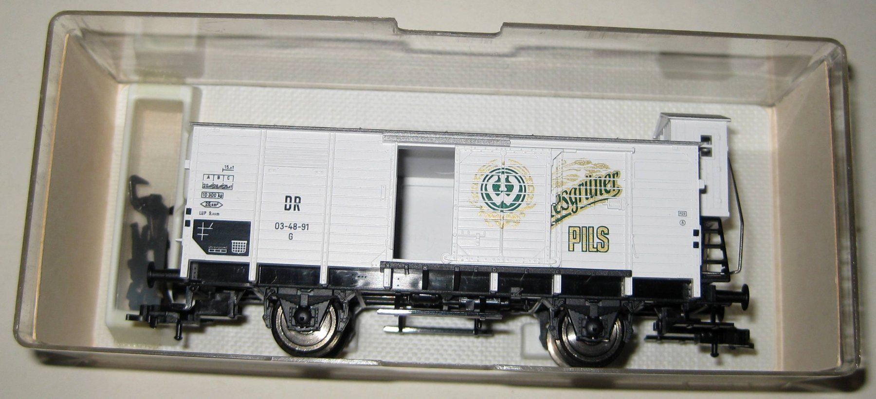 Fleischmann Modellini di ferrovie: Fleischmann 4x Güterwagen DB, DC in OVP – Nuovo (secondo la descrizione) da Yverdon les Bains venduto da f751m 4