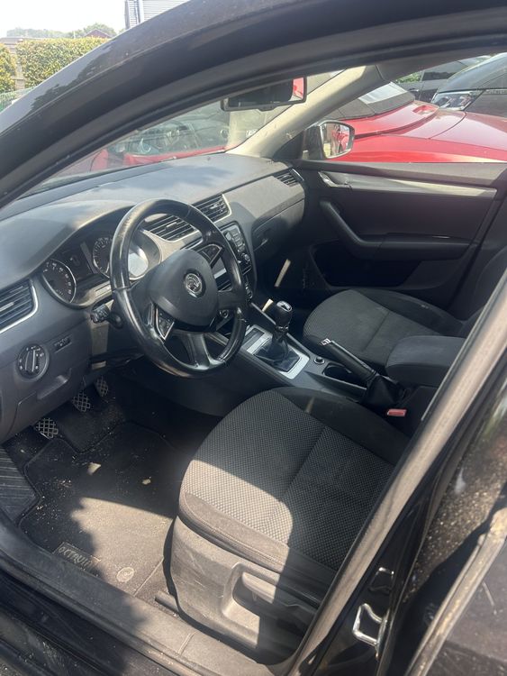 Skoda Automobili: Skoda Octavia C 1.6 D 4x4 – Usato da Gland venduto da NSP_Security_1 5