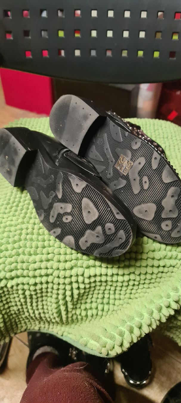 Scarpe da donna: Stiefelette – Usato da Bellerive VD venduto da Hermes5 3