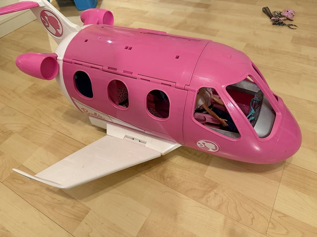 Giocattoli: Barbie Reise Traumflugzeug mit Barbie – Usato da Geroldswil venduto da Celebration03