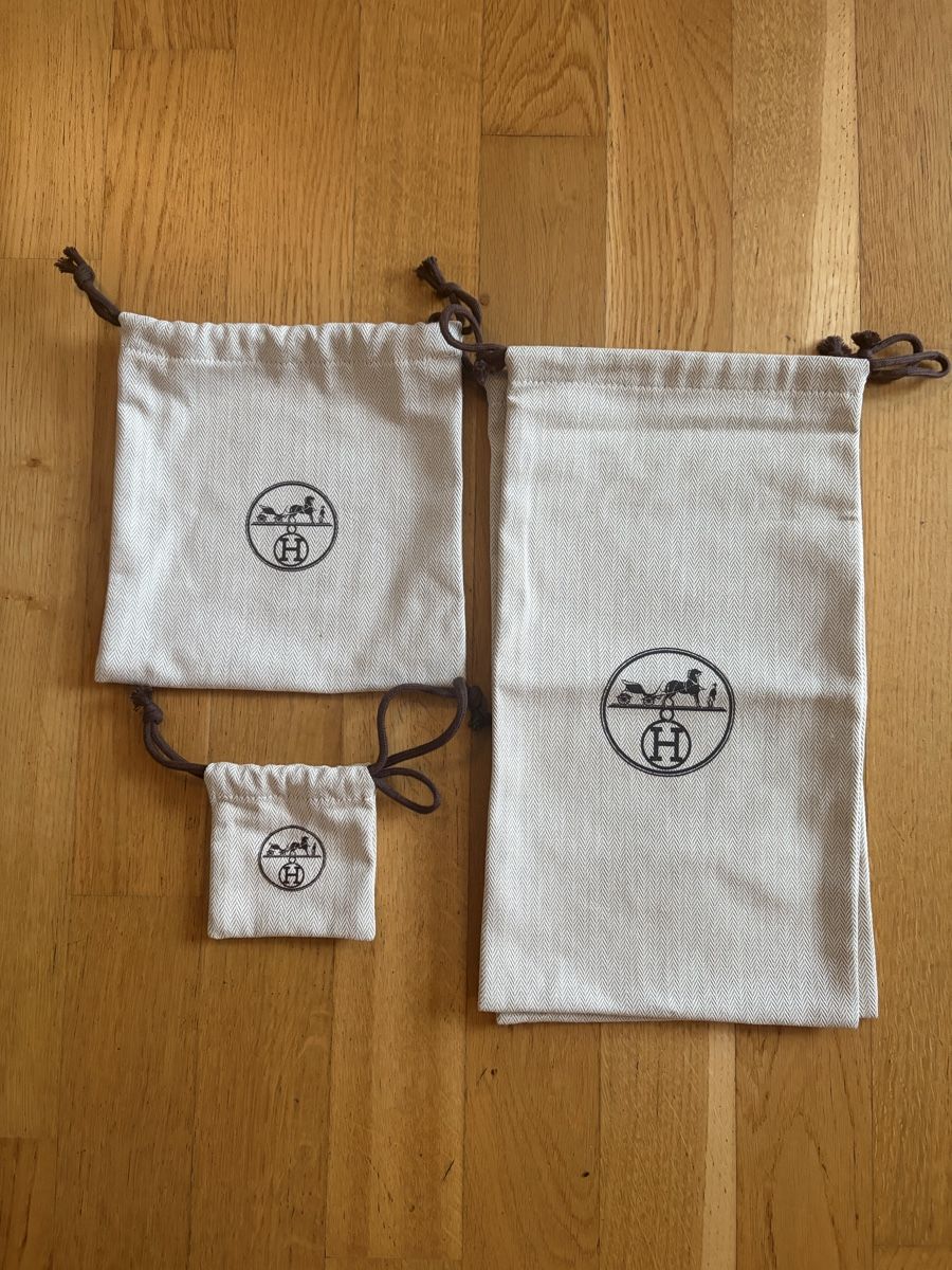 Taschen: Hermès Staubbeutel Set, 4 Stück – Neu (gemäss Beschreibung) aus Lenzburg von Original_vail