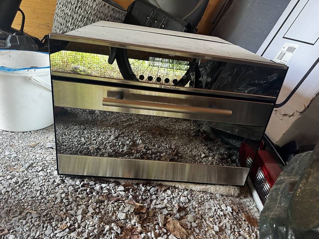 Backöfen: Backofen Electrolux – Gebraucht aus Wiesendangen von Marlasira