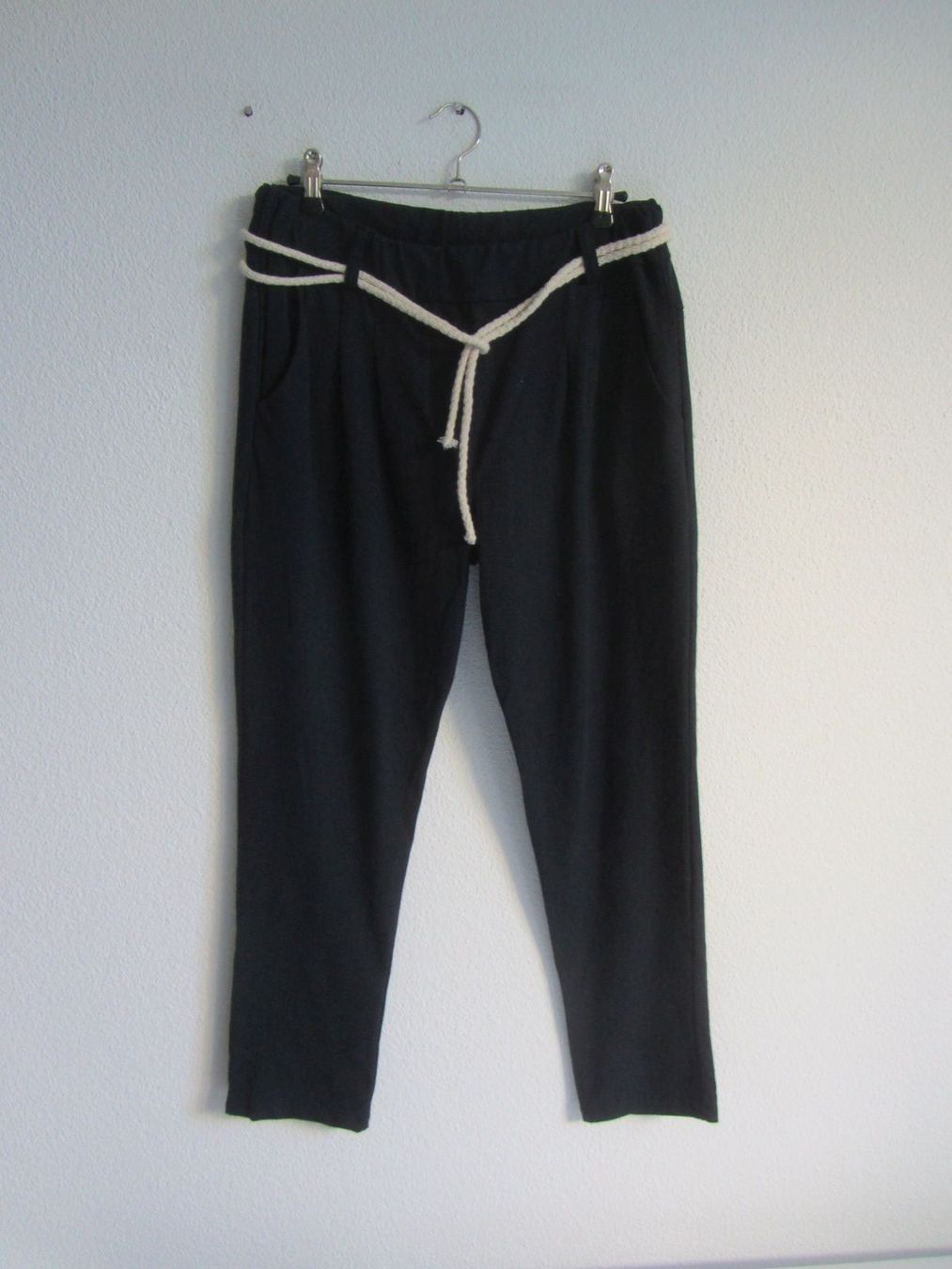 Hosen: Hose dunkelblau locker - S – Gebraucht aus Zürich von Diazaio