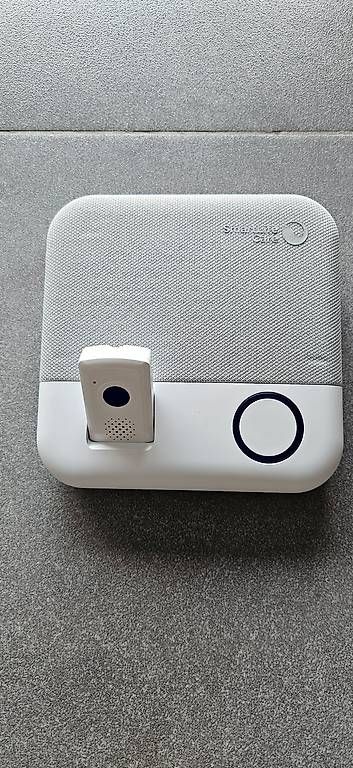 Systèmes d'alarme: SmartLife Care Model FLEX Notrufsystem – D'occasion à Kestenholz par Schwogi 4