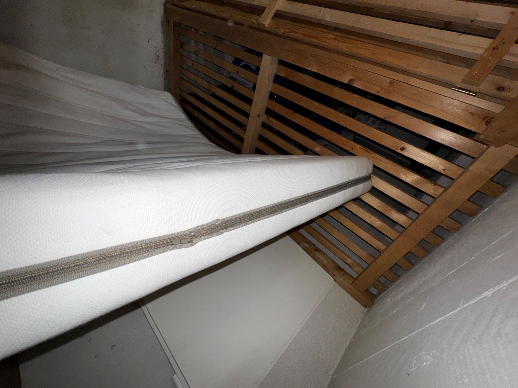 Ikea Materassi: Gratis Matratze 160x200 – Usato da Zürich venduto da maj_n8gm 1