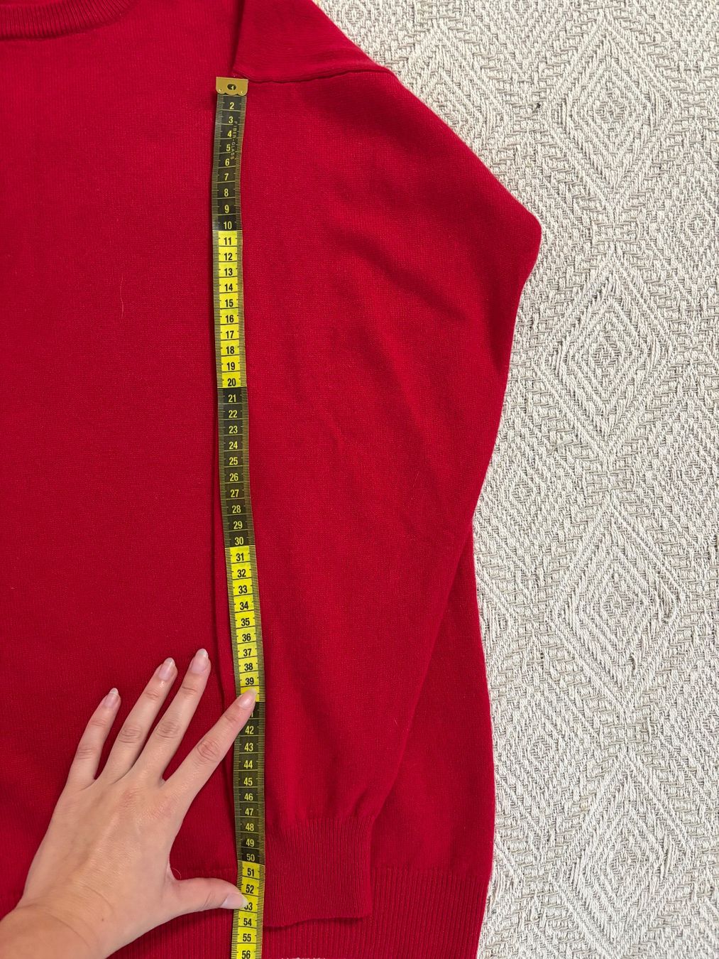 Pullover & Sweatshirts: Red cashmere pullover – Gebraucht aus Neuchâtel von dum_5xby 5