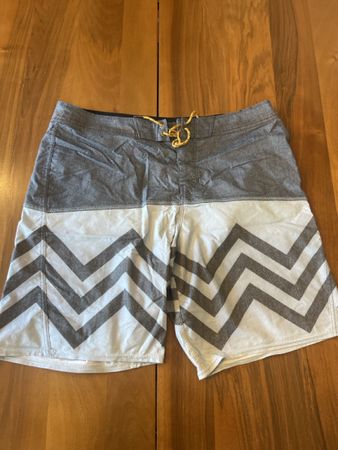 Billabong Boardshorts, Grösse 34, Herren Badehose, Sommer!
