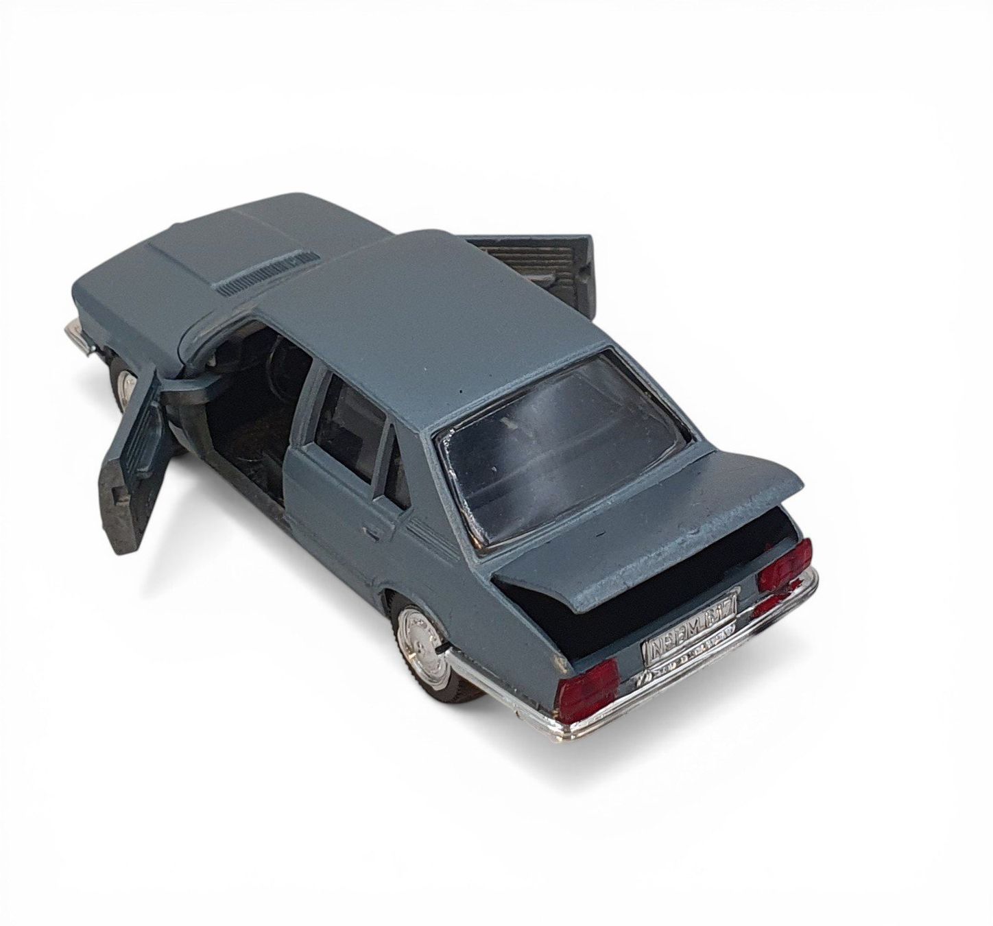 BMW Modellini d'auto: Schuco BMW 520 – Usato da Rickenbach b. Wil venduto da klassikmarkt.ch 2