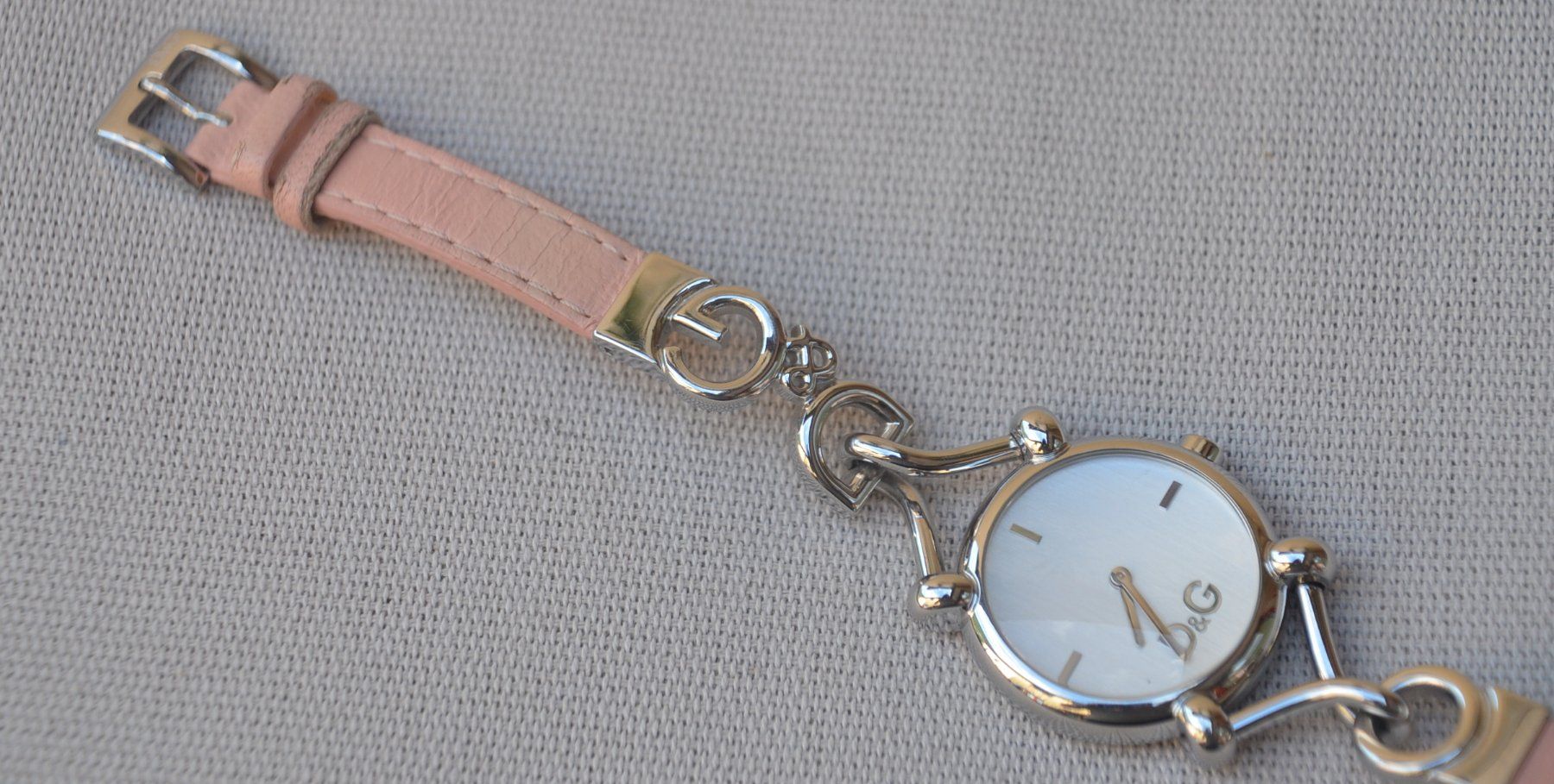 Dolce & Gabbana Orologi: Dolce & Gabbana Armbanduhr / montre – Usato da Collonges venduto da arashee 2