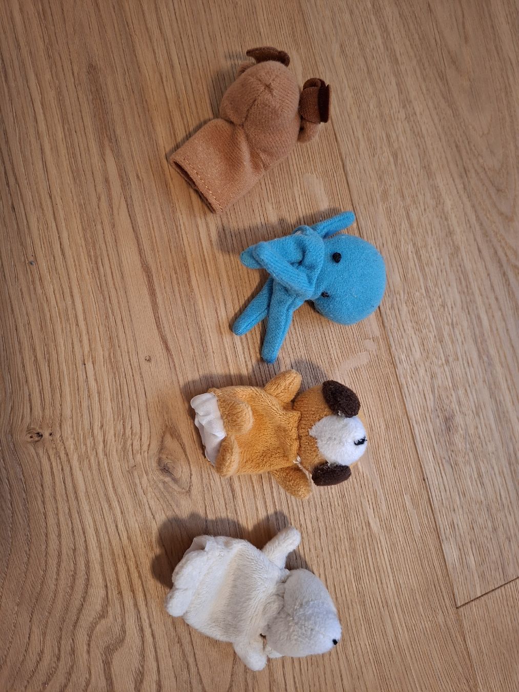 Giocattoli: Fingerpuppen – Usato da Schwarzenberg LU venduto da mwidmer89