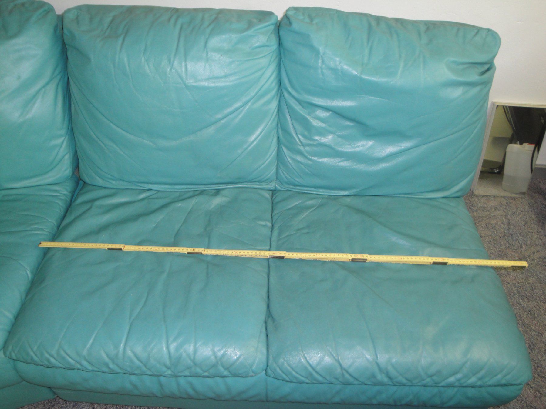 Divani: Polstergruppe Teile mit Ecke, 2er Sofa, Hocker mintgrün. – Usato da Oberentfelden venduto da casa55 2