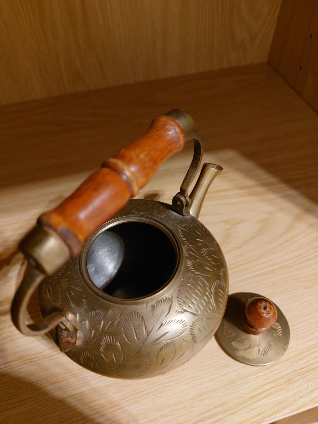 Teiere: Antike Teekanne – Usato da Wolfhausen venduto da Awatar 1