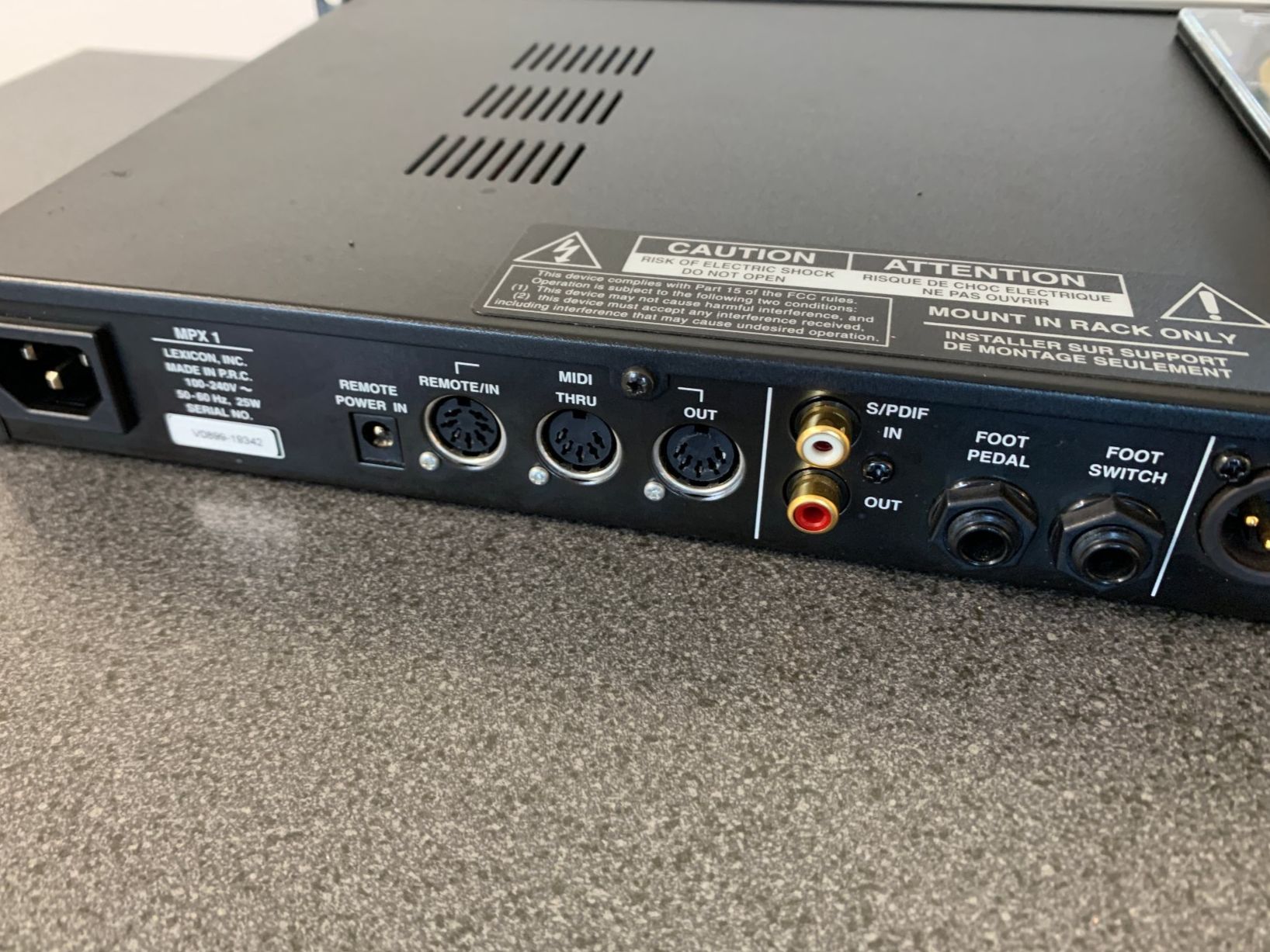 Lexicon Platines de mixage: LEXICON MPX 1 Multi-Effektprozessor – D'occasion à Niedergösgen par Topbuster 5