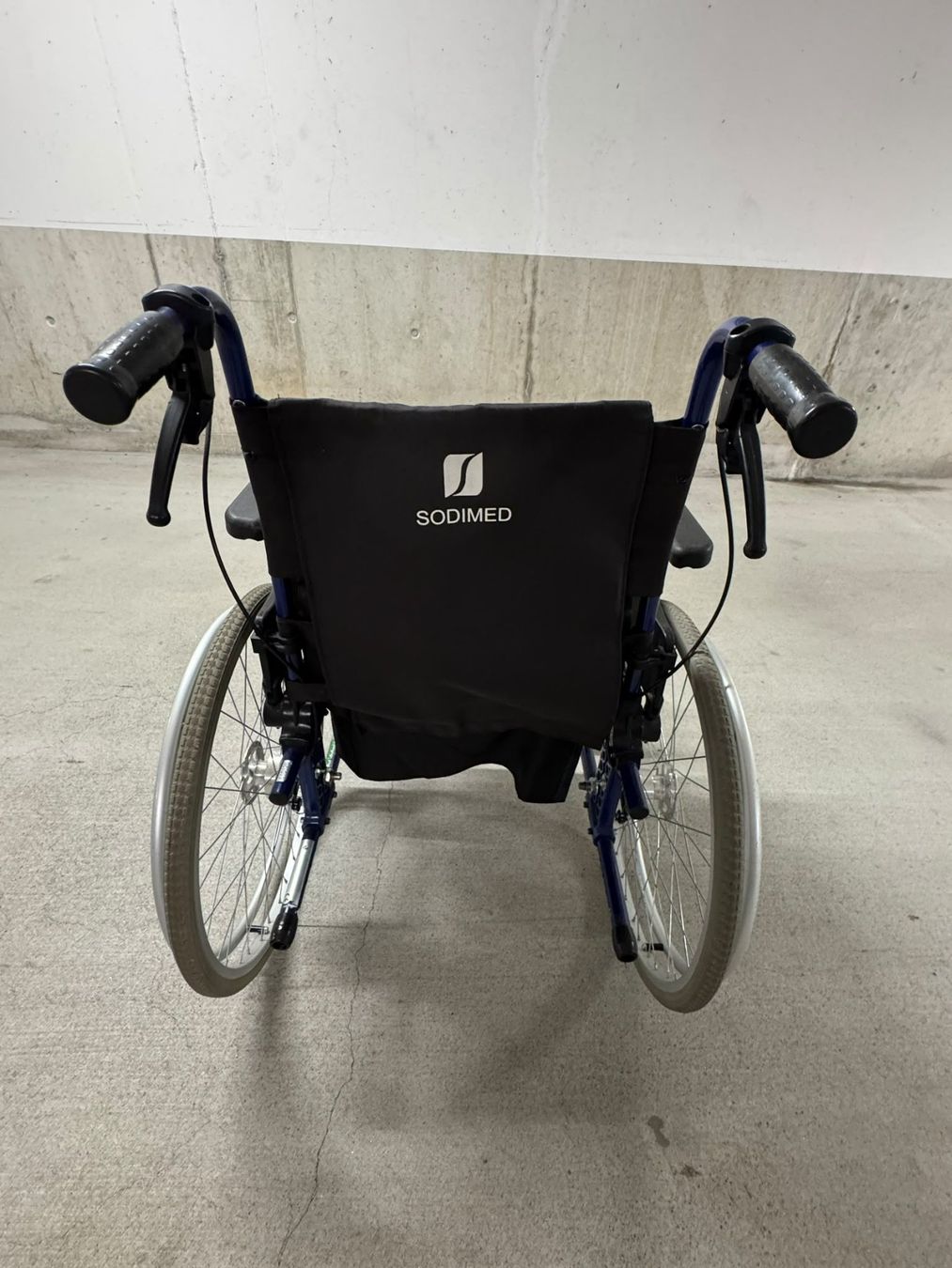 Chaises roulantes: Rollstuhl – D'occasion à Nürensdorf par Maesesport 1