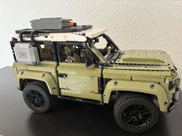 LEGO Technic Land Rover Defender