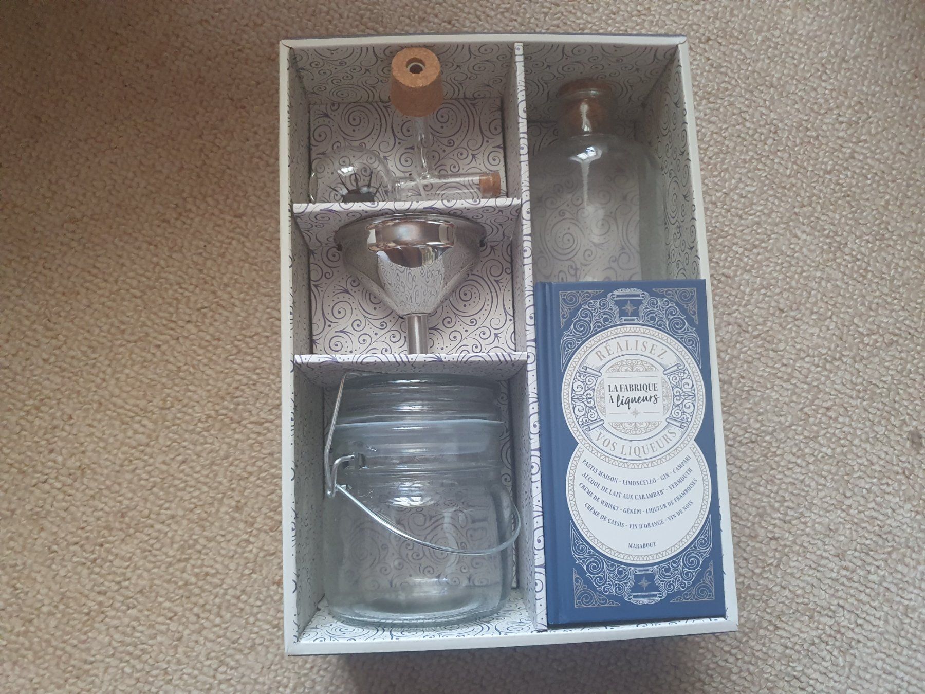 Libri: Coffret La fabrique à liqueurs - NEUF – Usato da Bernex venduto da Mardone