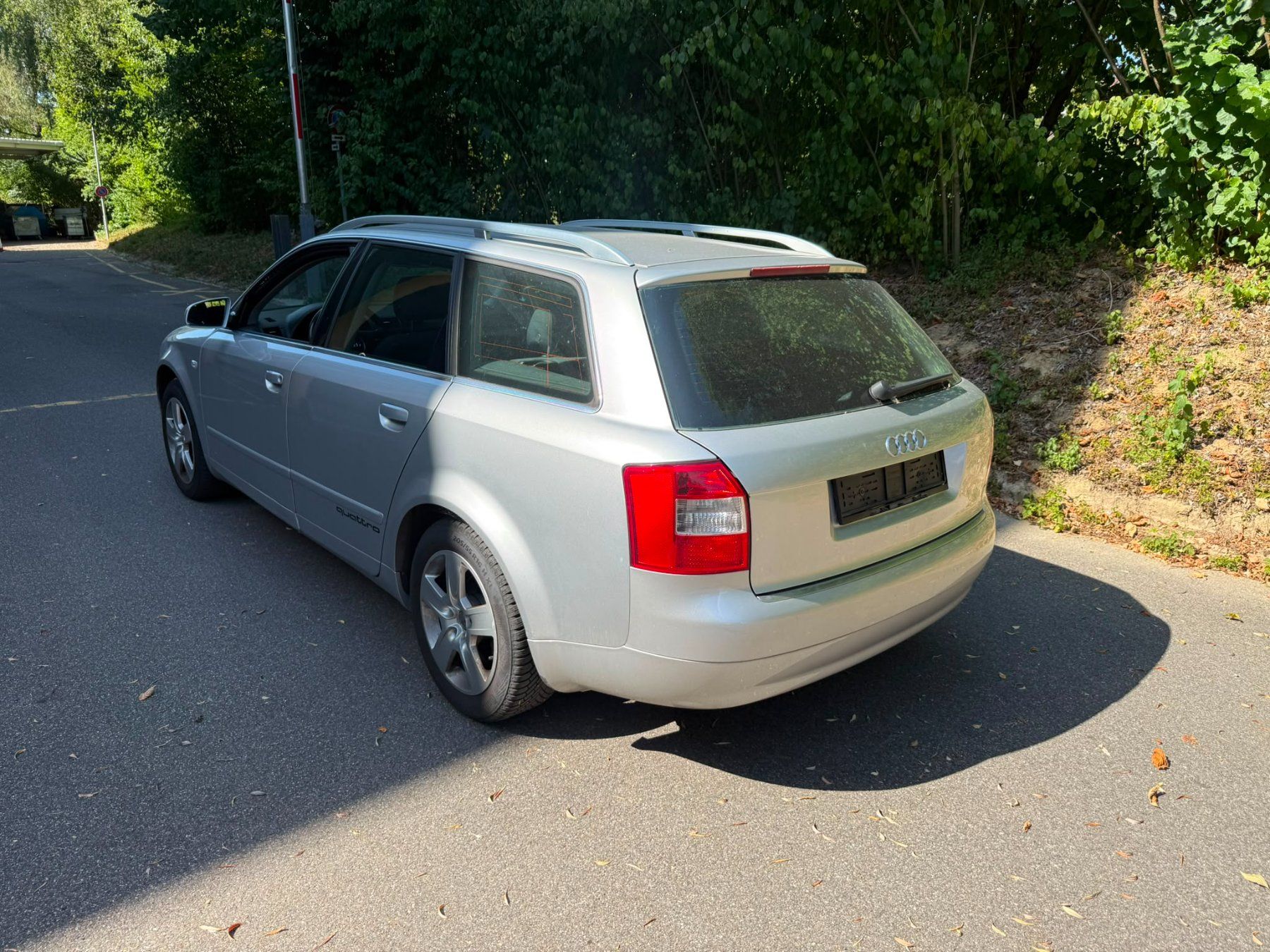 Audi Automobili: Audi A4 quattro Diesel – Usato da Weinfelden venduto da Mahu6 1