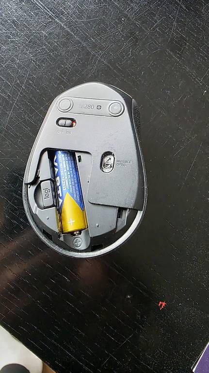 Mouse: Logitech Wireless Maus – Usato da Zürich venduto da Tornadorey 2