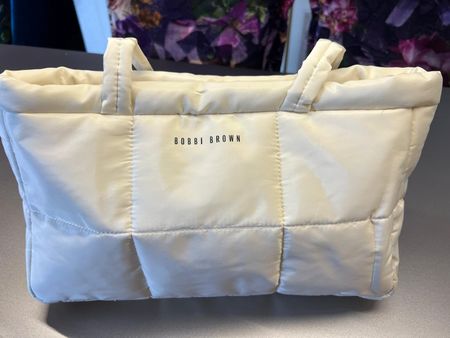 Bobbi Brown bag