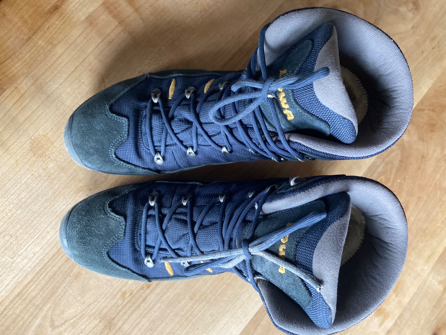 Lowa Scarpe da uomo: Lowa Winterschuhe Grösse 41 – Usato da Konolfingen venduto da sibi1977 1