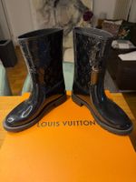Louis Vuitton Black Logo LV Patent Rubber Rain-boots 37