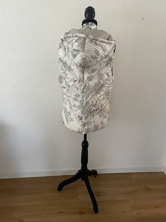 Gilet & Giacche senza maniche: Wunderschöne Weste von Nile - NEU – Nuovo e nell'imballaggio originale da Nänikon venduto da Susan_1 2