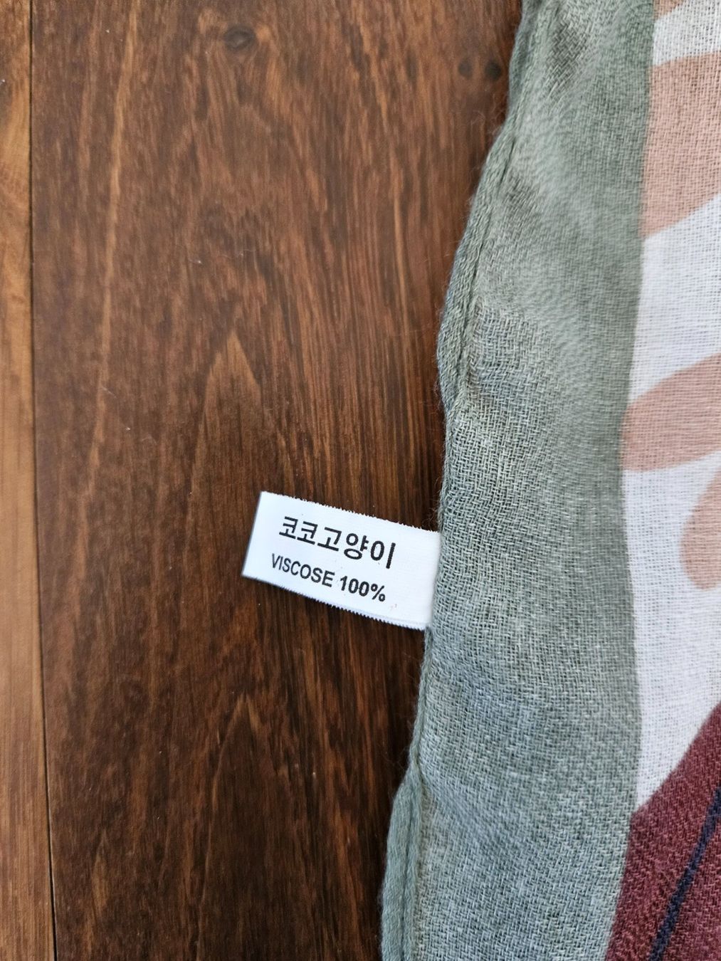 Foulard & Sciarpe: LIGHT SCARF 180X90CM, VISCOSE 100% – Nuovo (secondo la descrizione) da Affoltern am Albis venduto da Katarinushka 2