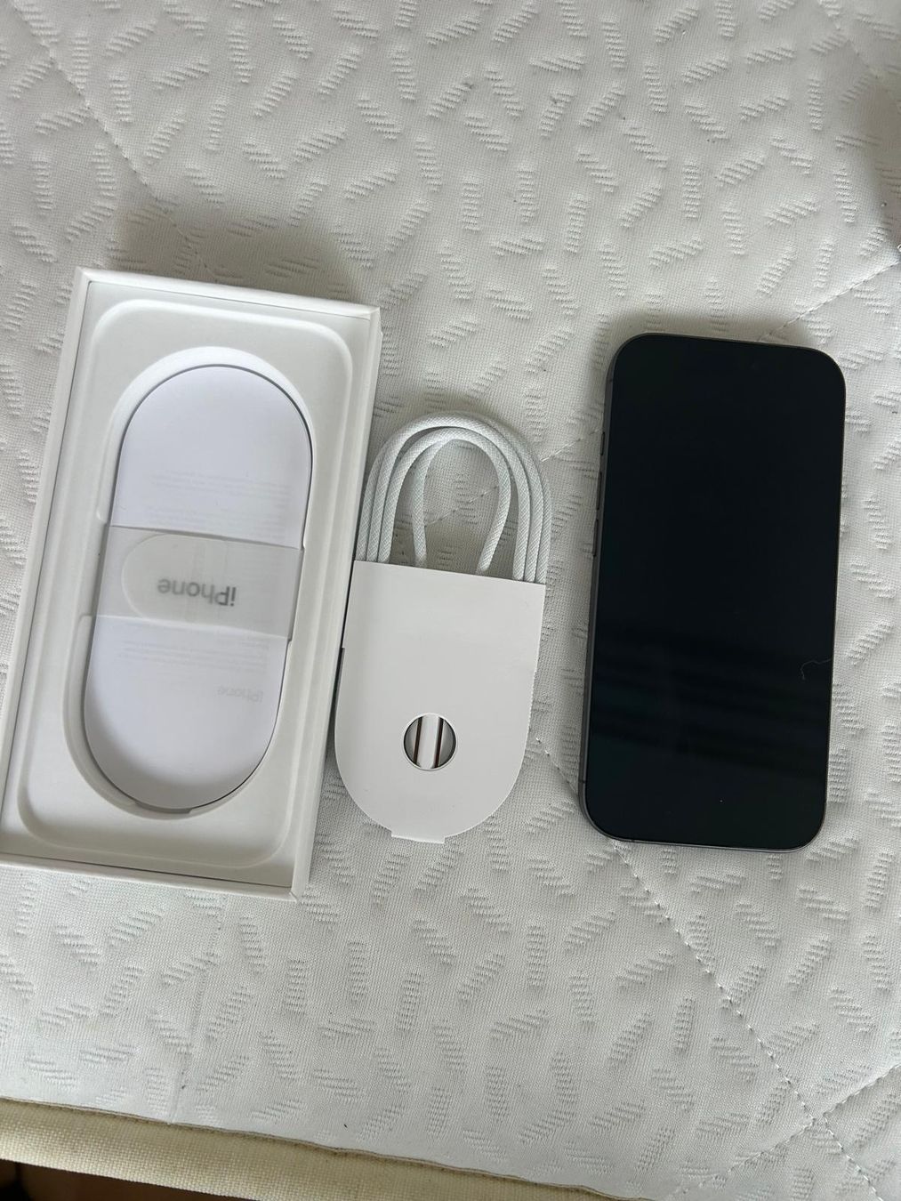 Apple Handys / Smartphones: iPhone 17 neu und unbenutzt  – Neu (gemäss Beschreibung) aus Leibstadt von RidaRilind92 2