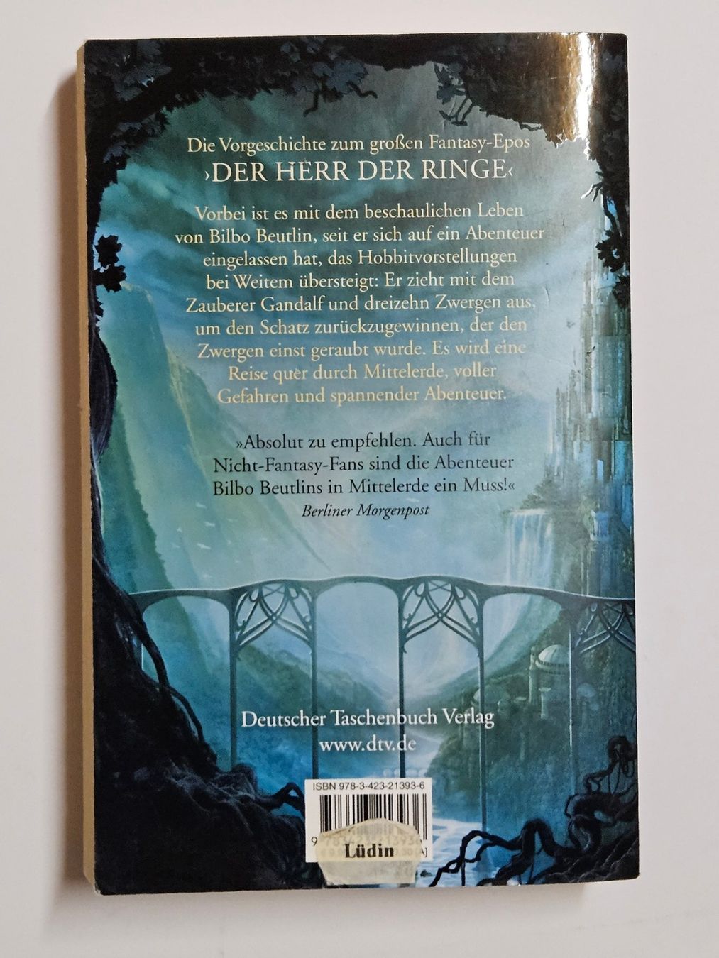 Livres: Der kleine Hobbit - J.R.R. Tolkien – D'occasion à Oberdorf BL par  2