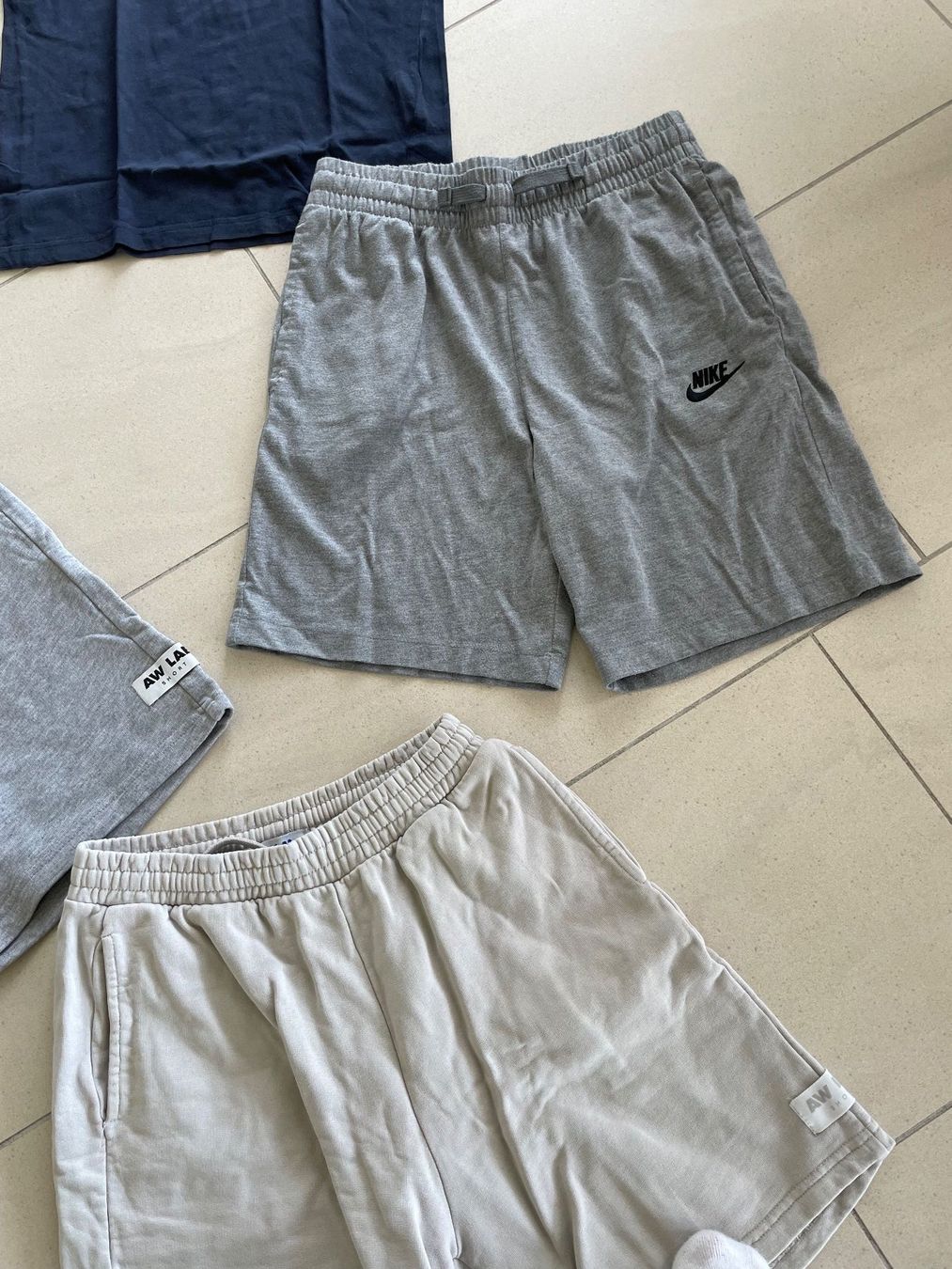 Nike Kleiderpakete & -sets: Kleiderpaket für Junge in Gr. 155 – Gebraucht aus Zug von falama 2