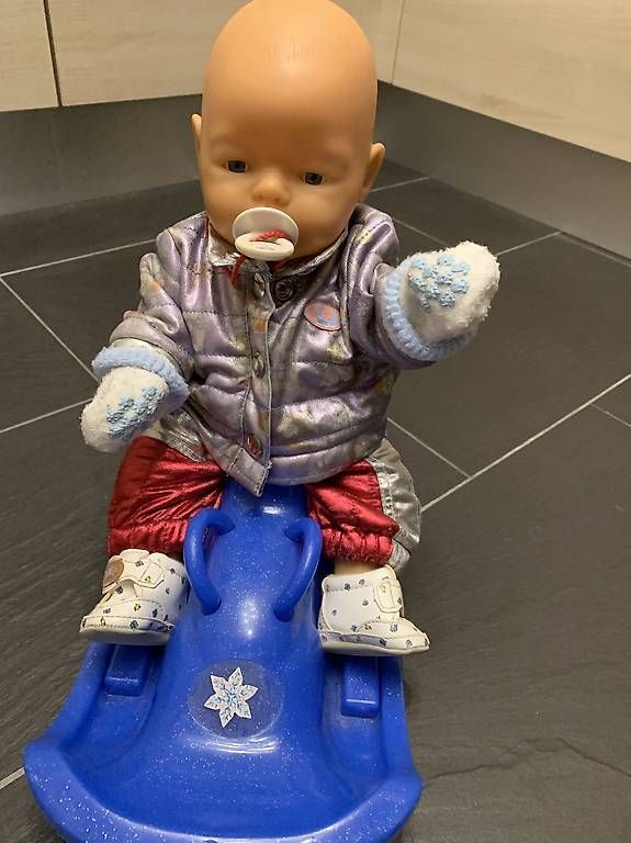 Zapf Creation Bambole: Baby Born Schlitten Set – Usato da Bättwil venduto da ulr_gtc9 1
