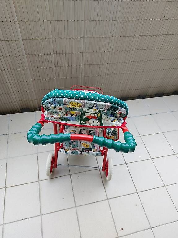 Voitures de poupées: Poussette poupee – D'occasion à St-Prex par annexplorateur 3