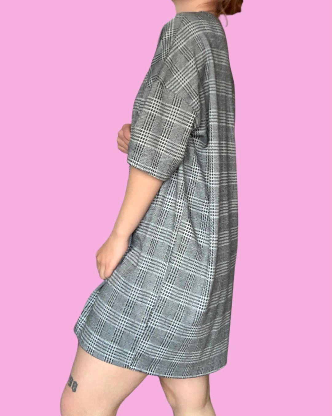 Vestiti: Plaid oversized t-shirt dress – Usato da Basel venduto da demonbaby2222 4