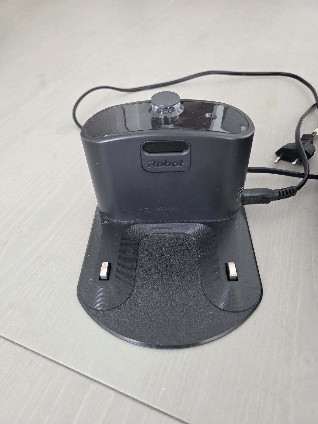 Irobot Aspirapolveri & Accessori: iRobot Roomba Staubroboter – Usato da Safenwil venduto da Ramah 2