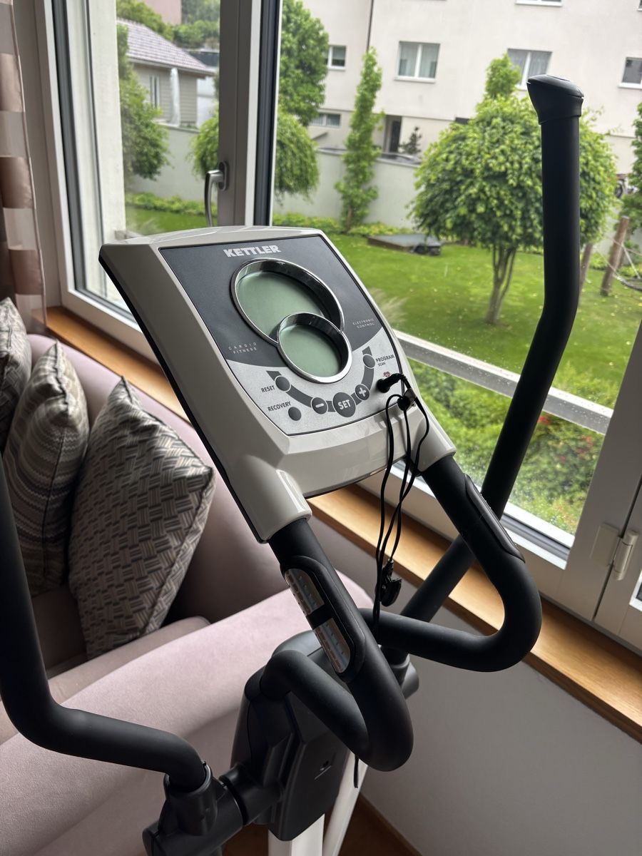 Kettler Hometrainer: Kettler Mondeo LE Crosstrainer – Usato da Wollerau venduto da Loli-04 2