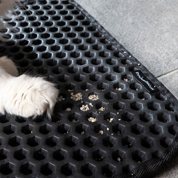 Cucce & Letti: TAPIS DE LITIÈRE POUR CHAT – Nuovo e nell'imballaggio originale da Châtelaine venduto da BONNE_AFFAIRE 2