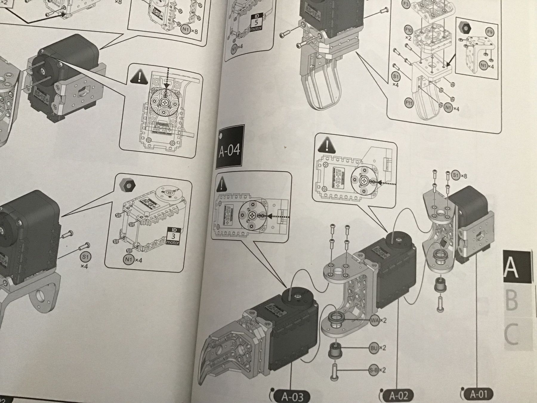 Lego Spielzeuge: ROBOTIS Roboter BIOLOID Premium Kit (inkl. Koffer) Program – Gebraucht aus Fehraltorf von snoopydoopy 7