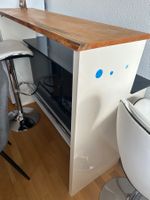 Stehtisch + 2 stuhle