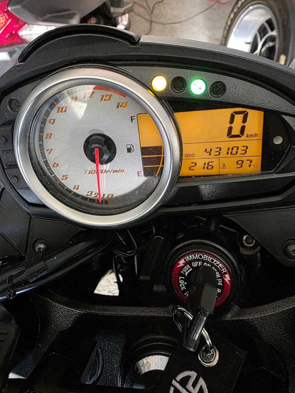 Kawasaki Strada: Kawasaki Z750  – Usato da Brügg BE venduto da m.zedi 6