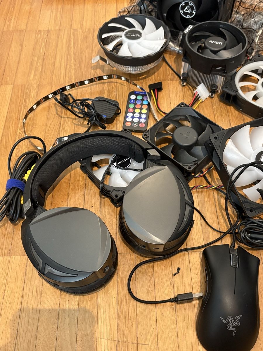 Componenti elettronici: PC Komponenten Konvolut ab 1.- – Usato da Allschwil venduto da leo_lft5 1