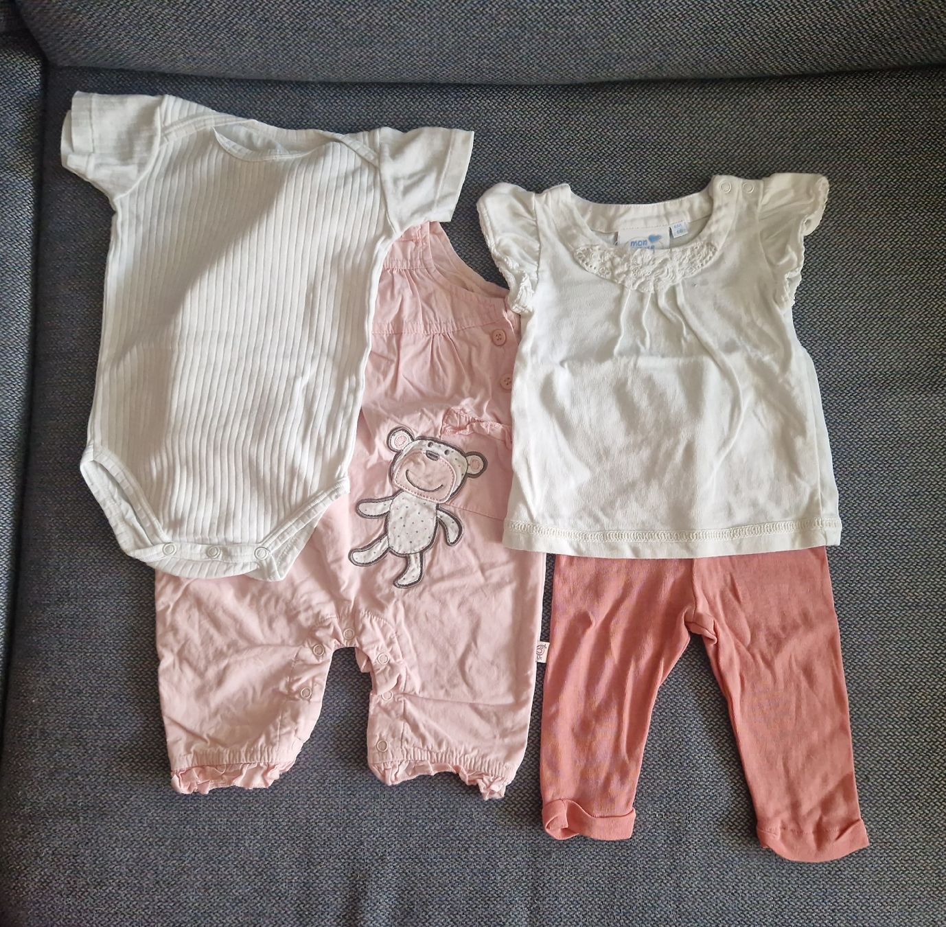 Kleiderpakete & -sets: Babykleiderset Gr 68 – Gebraucht aus Dübendorf von Barbarita88
