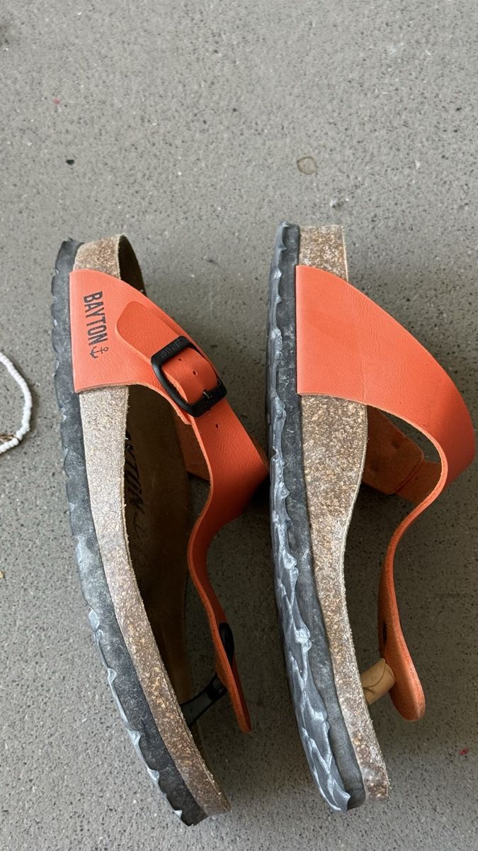 Damenschuhe: Sandalen, Damen, Grösse 40 – Gebraucht aus Luzern von mar_x96f 2
