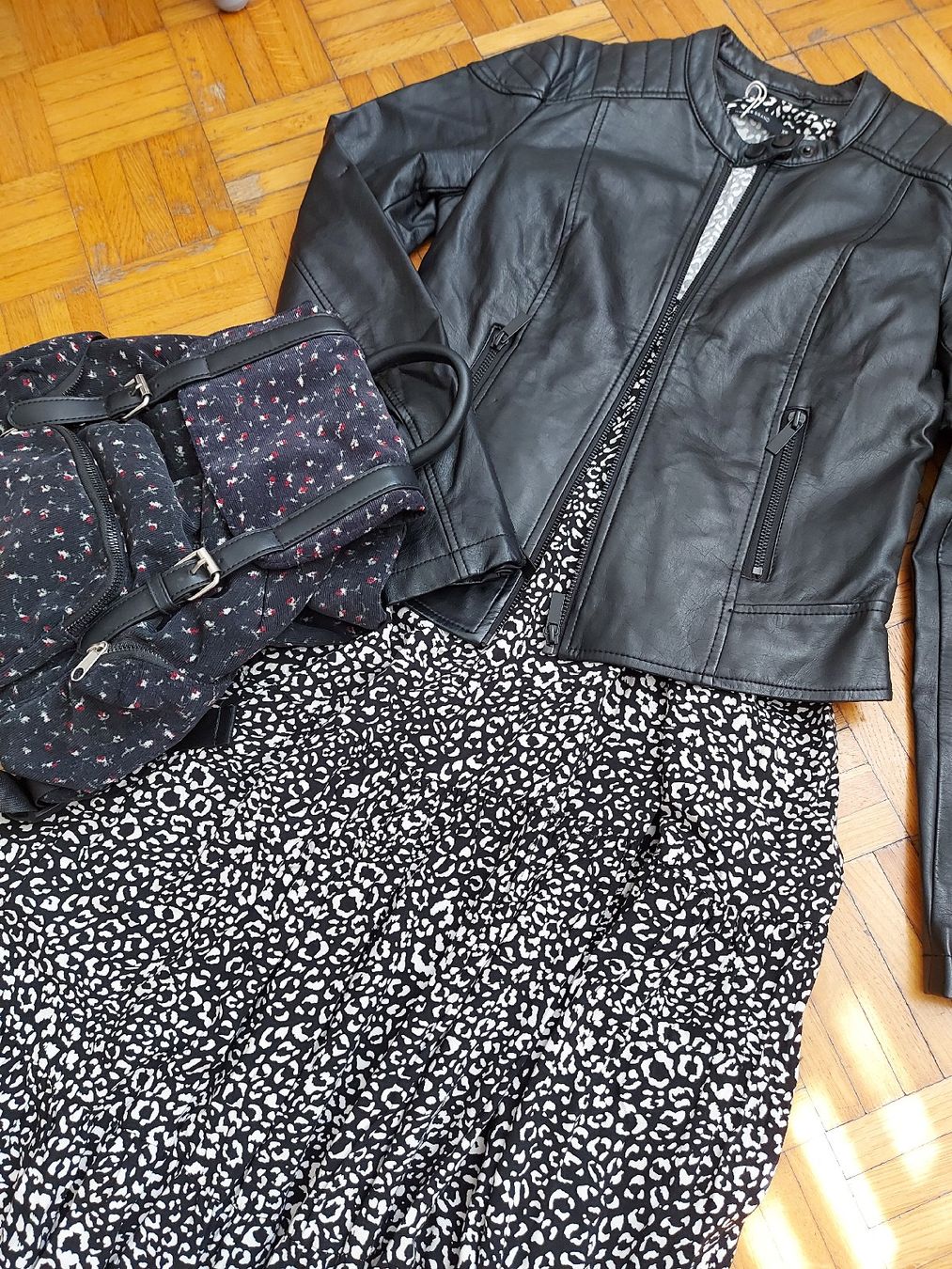 Kleiderpakete: Jacke, Kleid, Rucksack – Neu (gemäss Beschreibung) aus Brig von Mak_s2v9 1