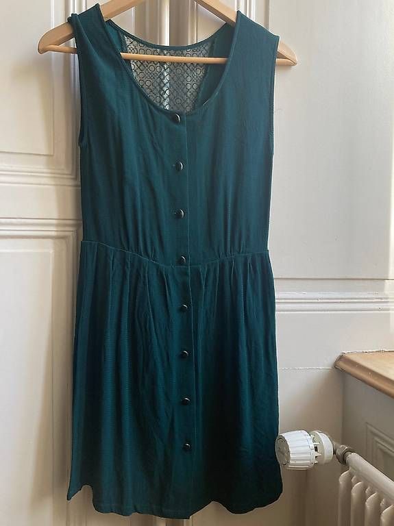 Sessun Vestiti: Kleid von Sessun – Usato da Biel/Bienne venduto da maeri20 1