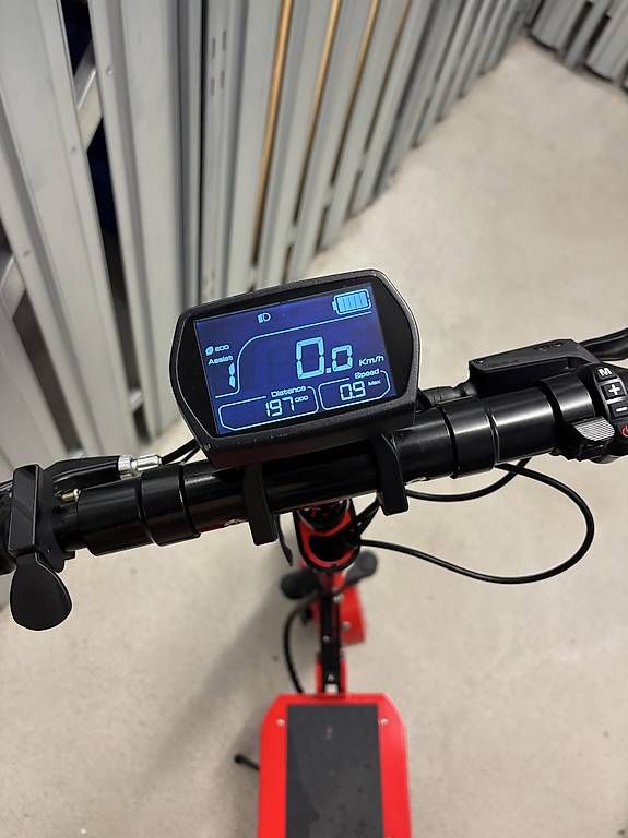 Veicoli elettrici: E-Scooter Electro Elektro mit Federung Off Road – Usato da Bremgarten AG venduto da david12345 2