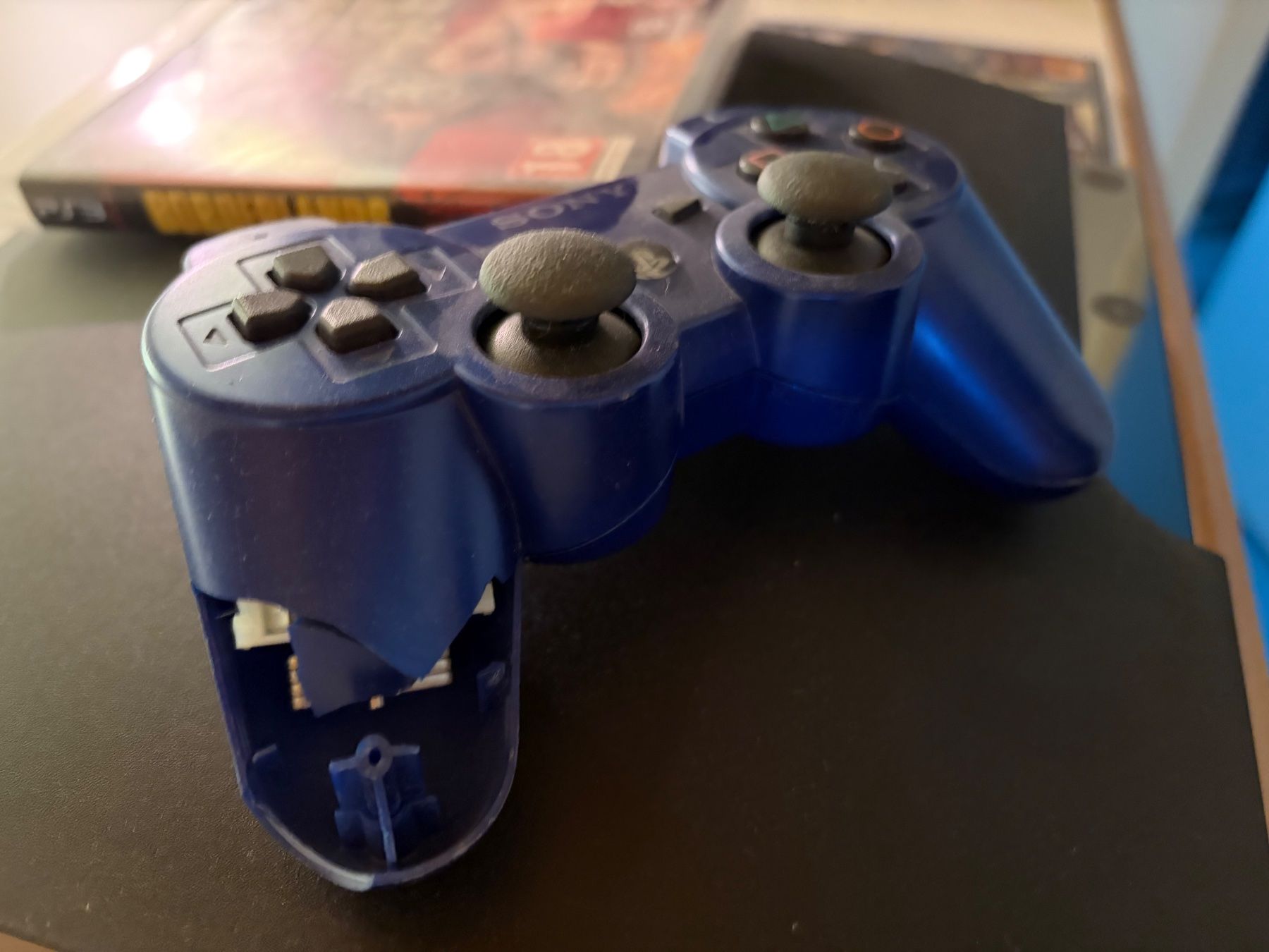 Sony Console: Playstation 3 Konsole mit 3 Spielen und Controller – Usato da Glattbrugg venduto da Olio7 3