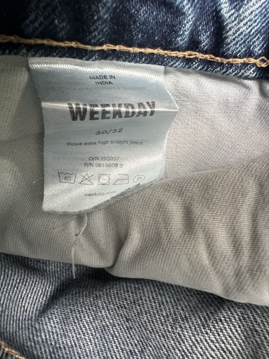 Jeans: Weekday Rowe Jeans Blue Denim 30/32 – Usato da Alchenflüh venduto da panmae8 2