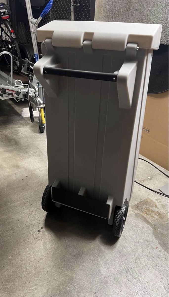 Eléments de bureau: Rollkorpus / Rollcontainer für Garage oder Werkstatt – Neuf (Voir description) à Greifensee par potenza66 3