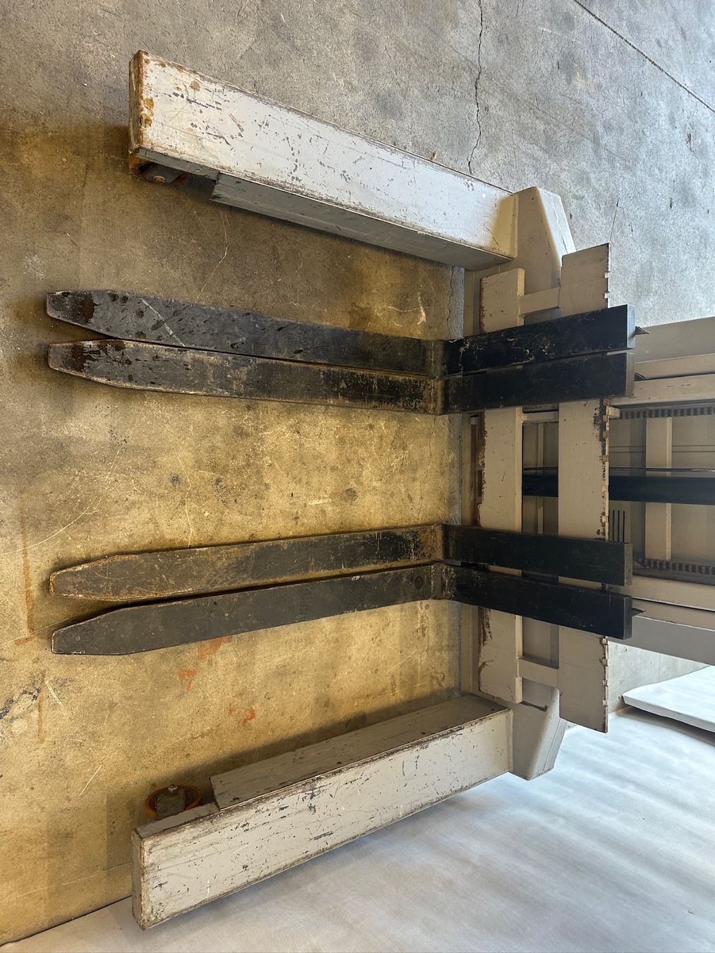 Carrelli elevatori e a forche: Elektrischer Hubwagen – Difettoso da Rothrist venduto da Die_Welle 4